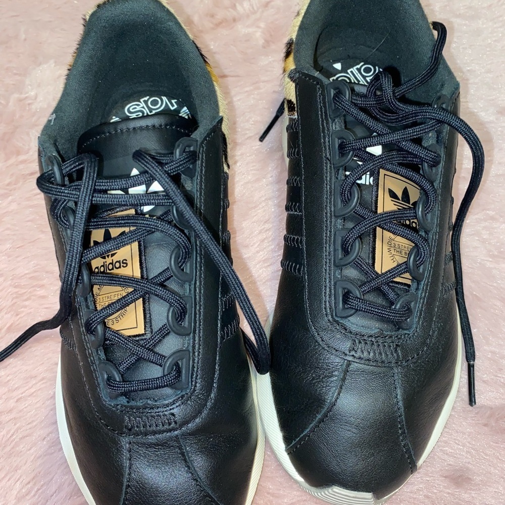 Adidas sneakers - Picture 3 of 4